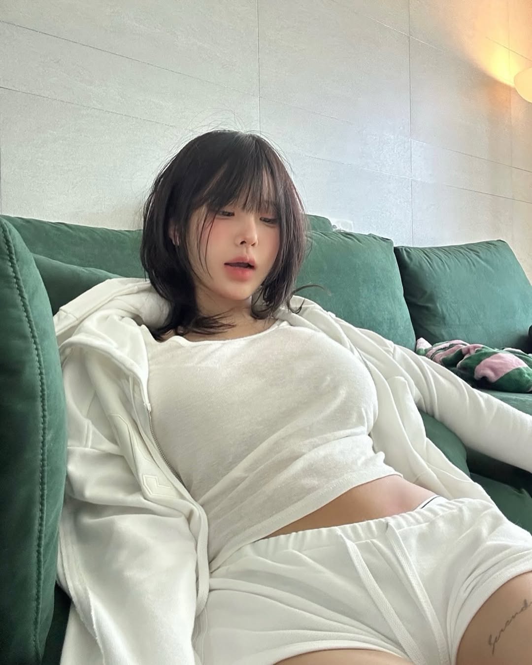 나 안아.jpg